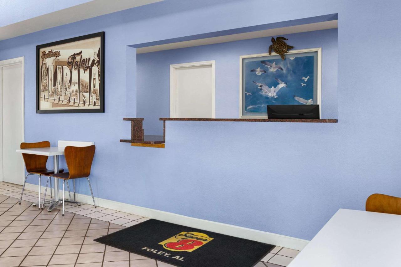 Super 8 By Wyndham Foley Motel Eksteriør bilde
