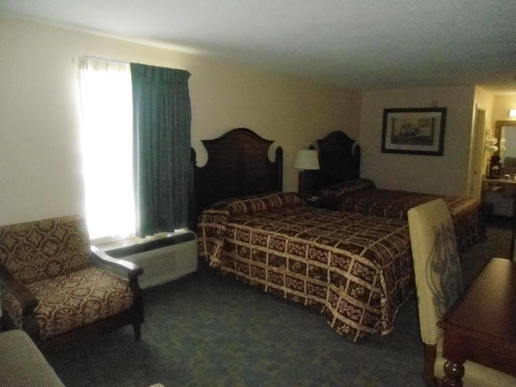 Super 8 By Wyndham Foley Motel Eksteriør bilde